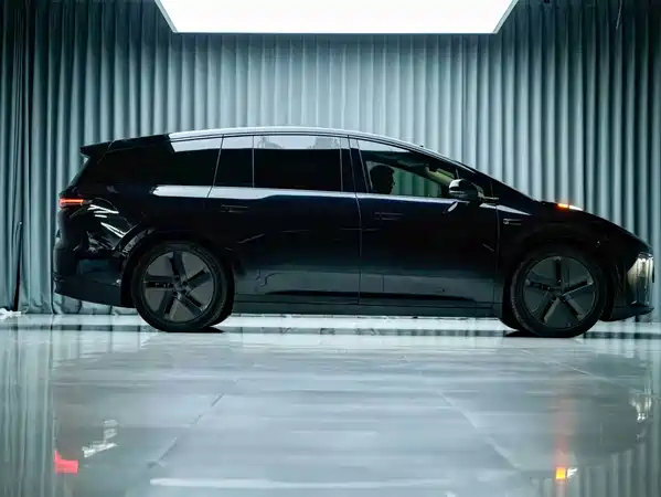 Li Auto i8 2026