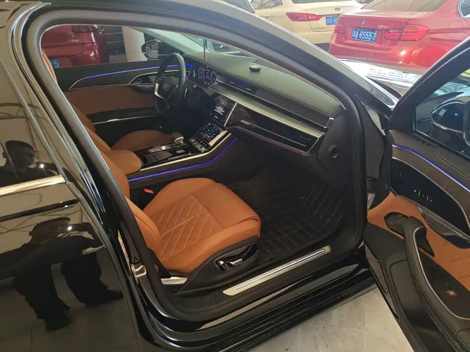 Audi A8 2024