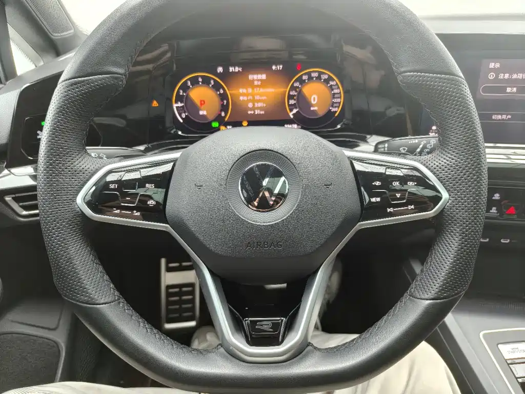 Volkswagen Golf 2023