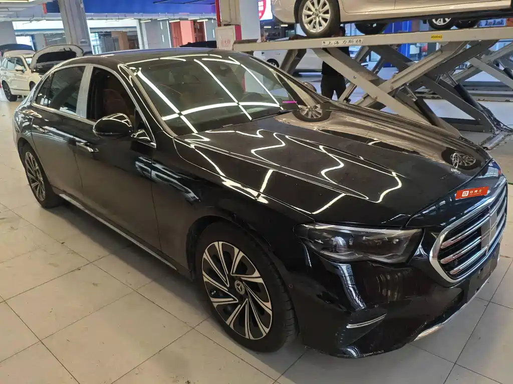 Mercedes-Benz E-Class 2025