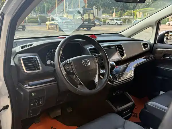 Honda Odyssey 2016