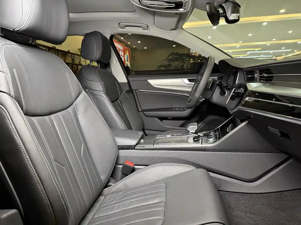 Audi A6L 2023 — фото 16