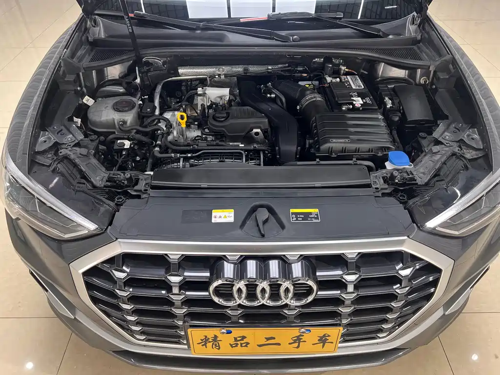 Audi Q3 2023 — фото 16