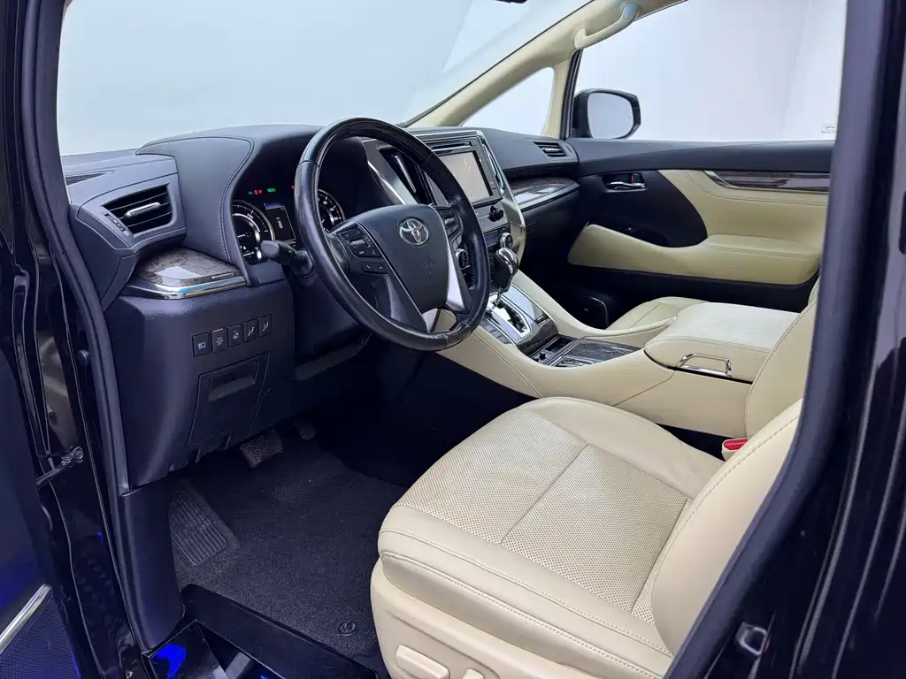 Toyota Vellfire 2020 — фото 4
