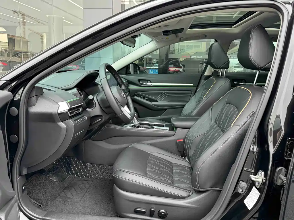 Nissan Teana 2024