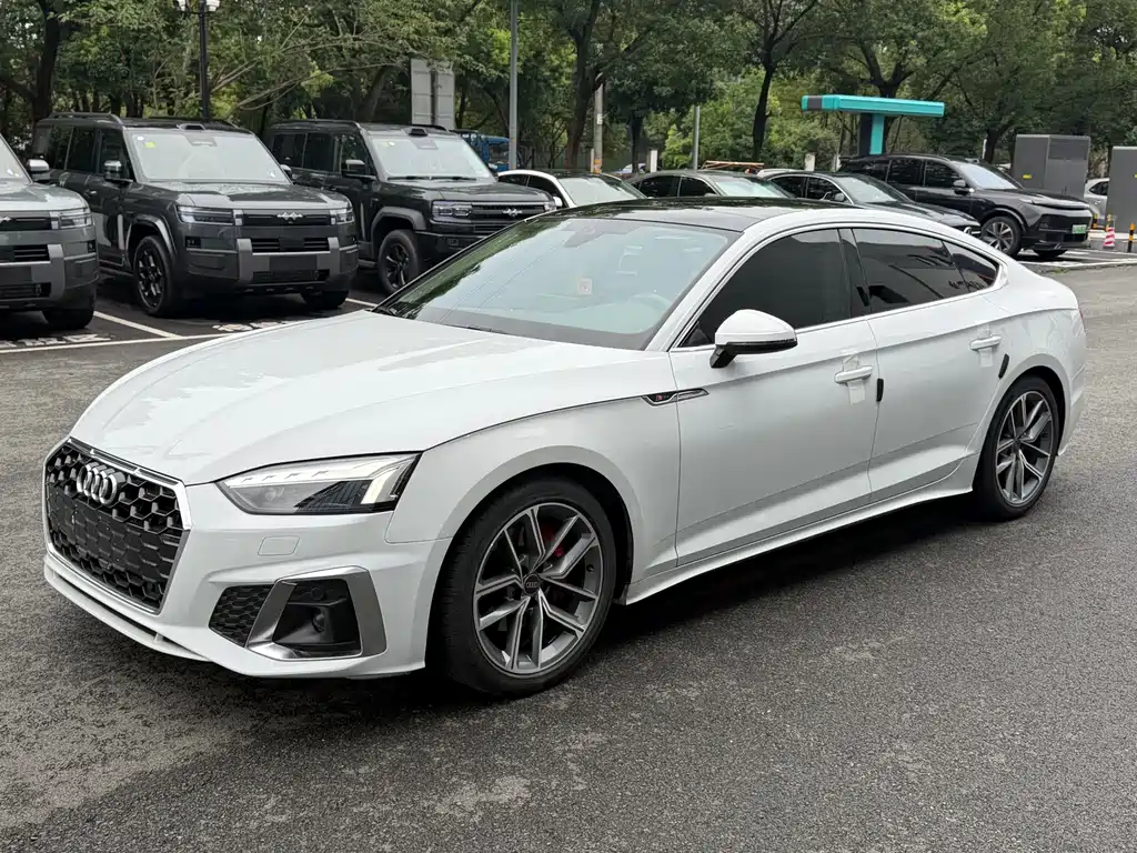Audi A5 2024
