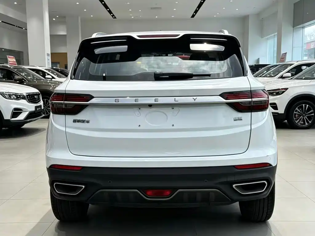 Geely Binyue 2019 — фото 10