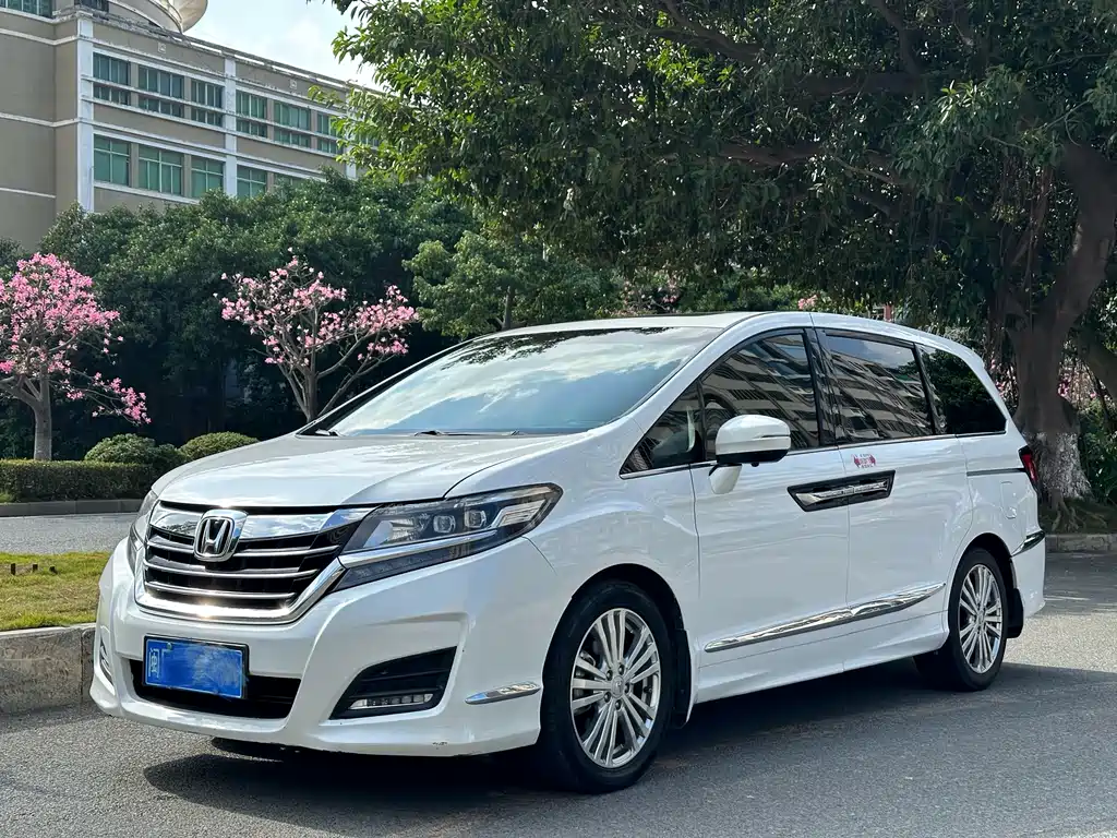 Honda Elysion 2019 — фото 1