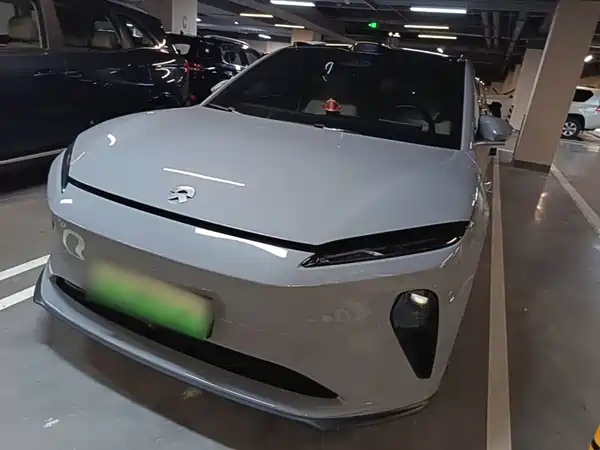 NIO ET5T 2024