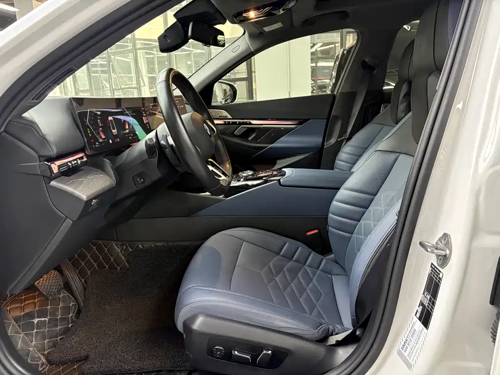 BMW 5 Series 2024