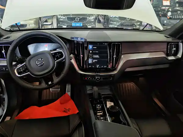 Volvo XC60 PHEV 2020