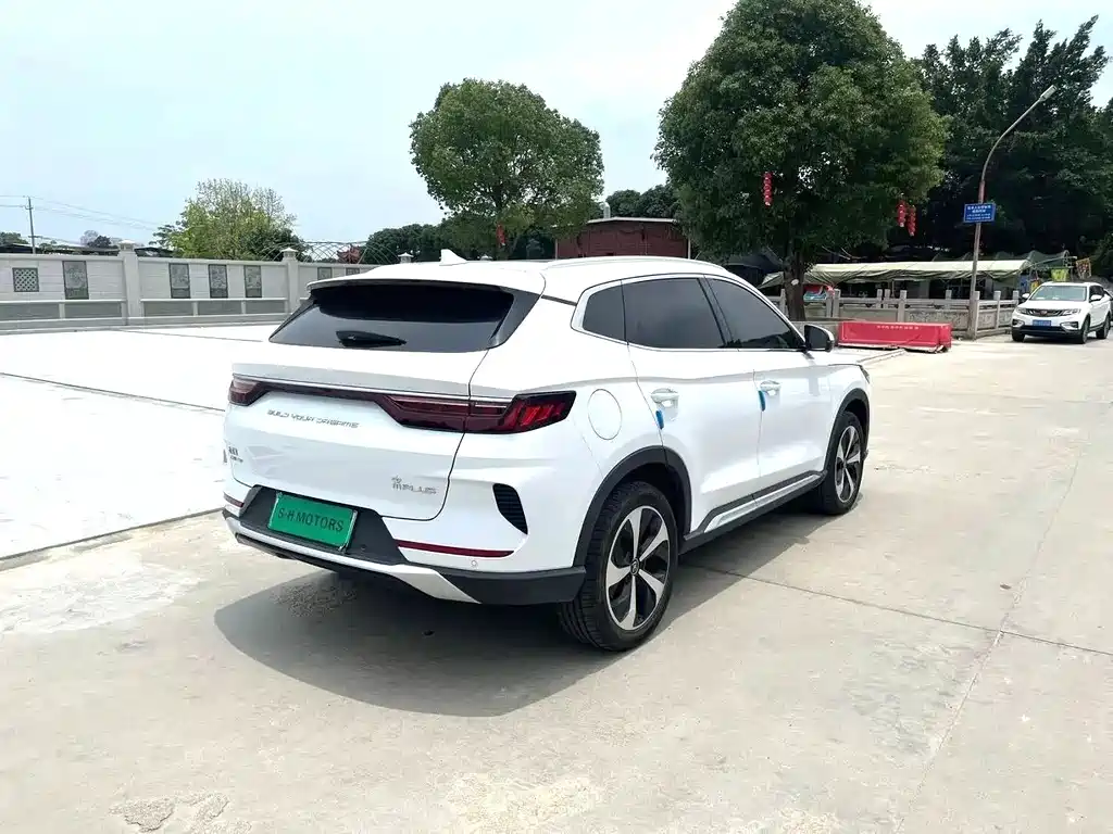 BYD Song PLUS New Energy 2023 — фото 9