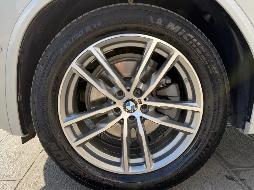 BMW X3 2018 — фото 14