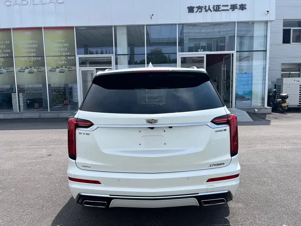 Cadillac XT6 2019 — фото 14