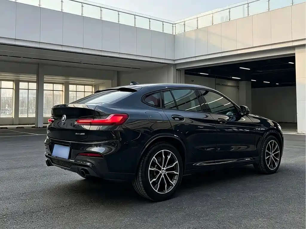 BMW X4 2021 — фото 8