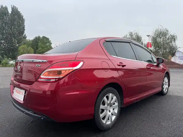 Peugeot 308 2014