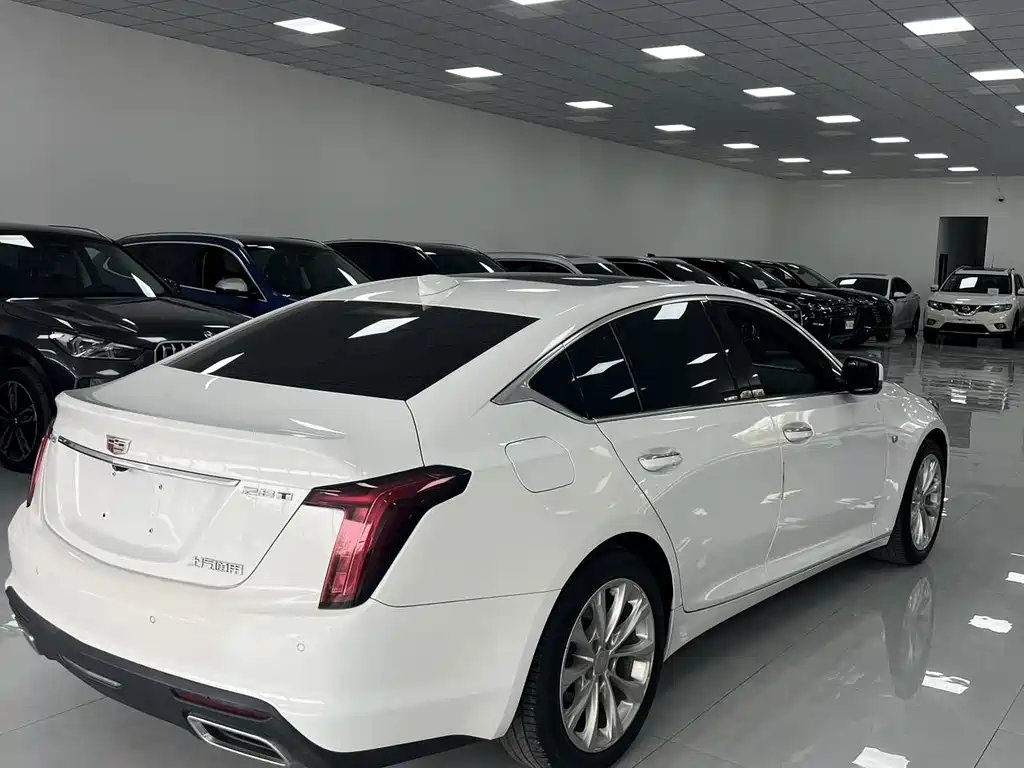 Cadillac CT5 2021 — фото 16