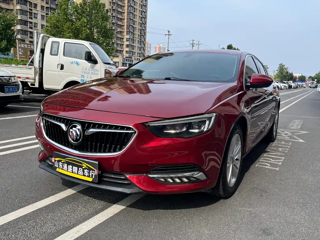 Buick Regal 2018 — фото 2
