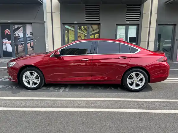 Buick Regal 2018