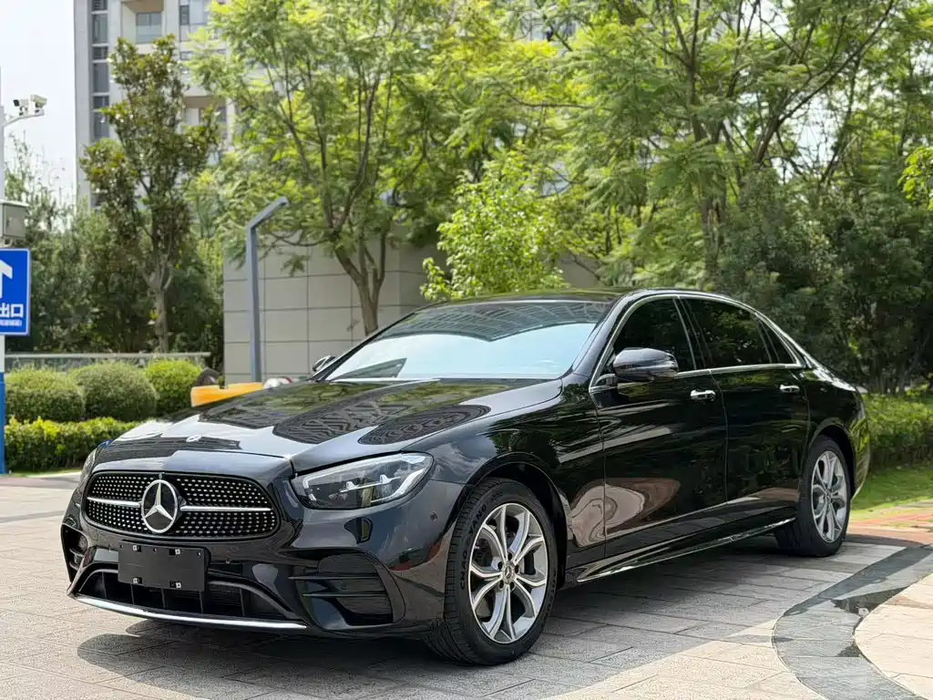 Mercedes-Benz E-Class 2021 — фото 1