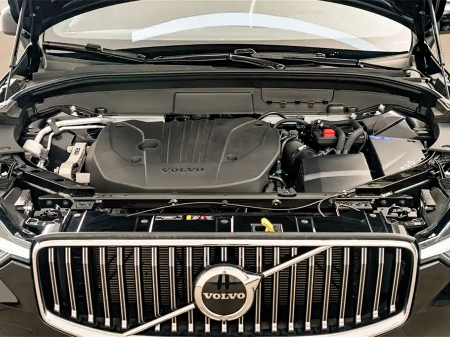 Volvo XC60 2025 — фото 24