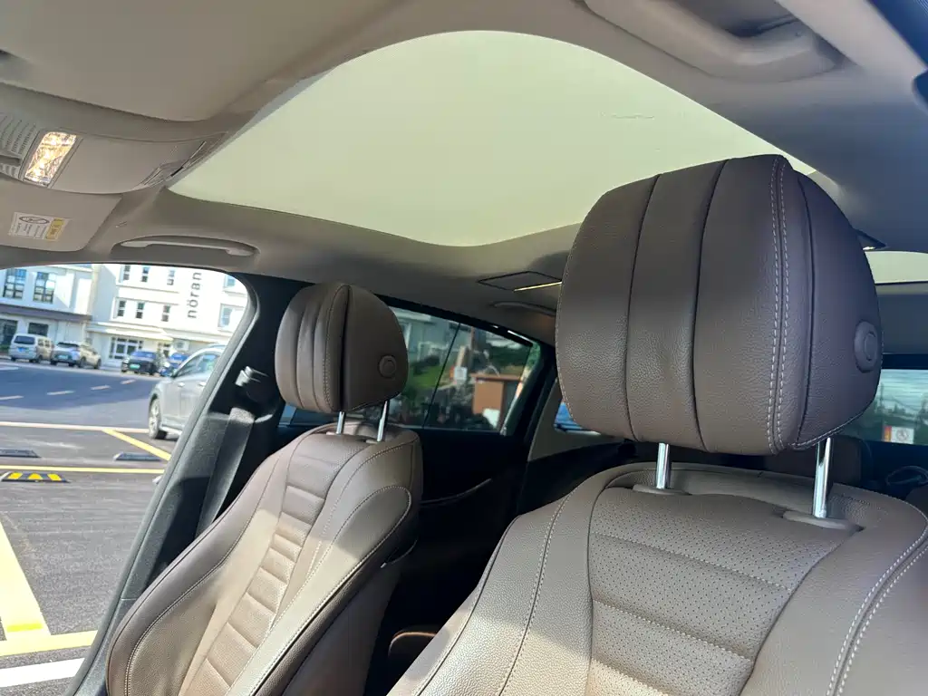Mercedes-Benz E-Class 2020 — фото 13