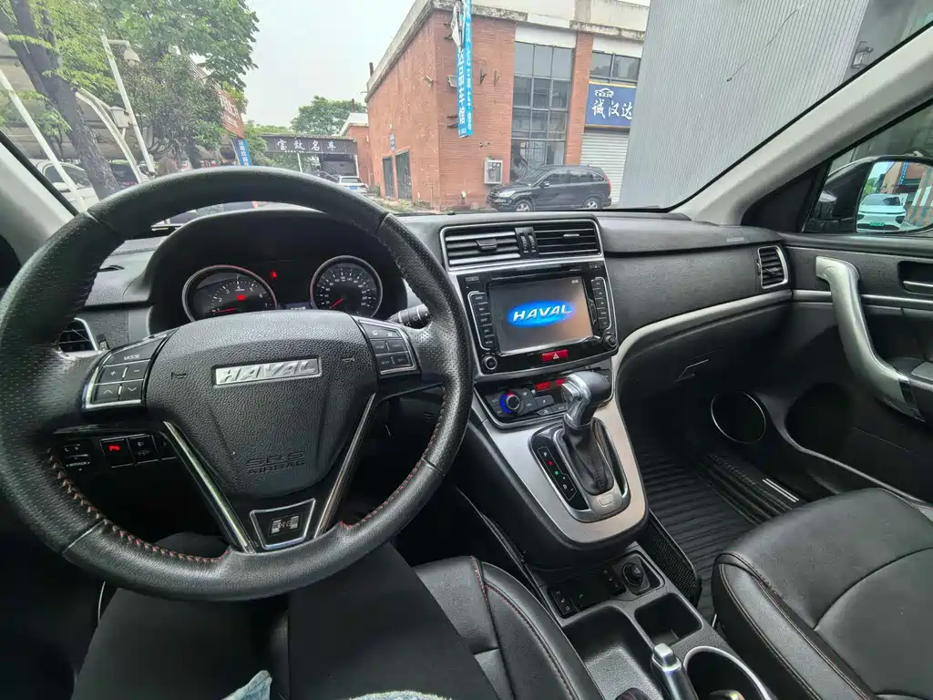 Haval H6 2017 — фото 12