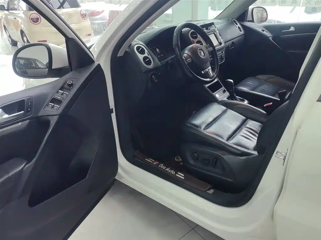 Volkswagen Tiguan 2015 — фото 16