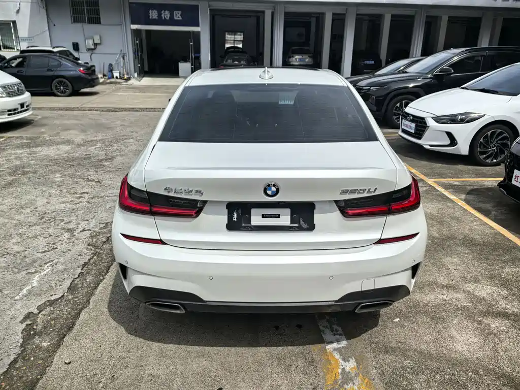 BMW 3 Series 2020 — фото 13
