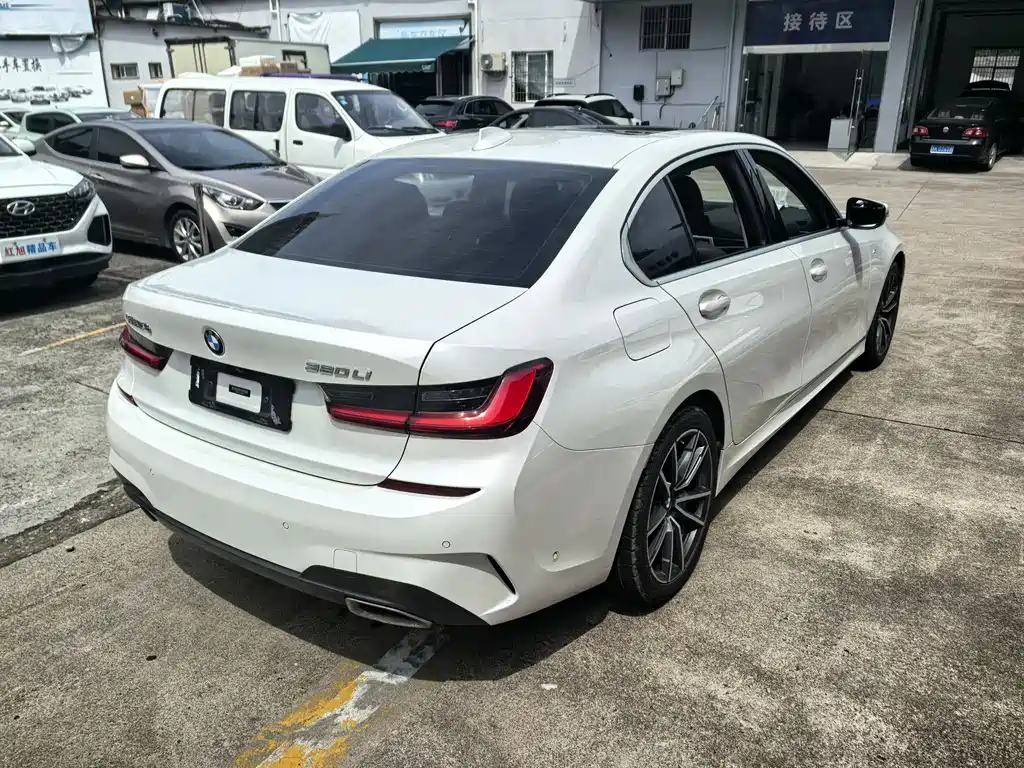 BMW 3 Series 2020 — фото 14