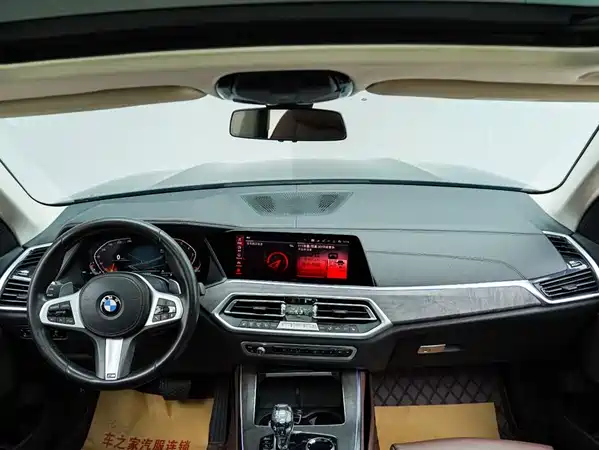 BMW X5 2019