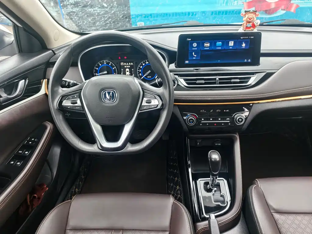 Changan Eado DT 2018 — фото 7