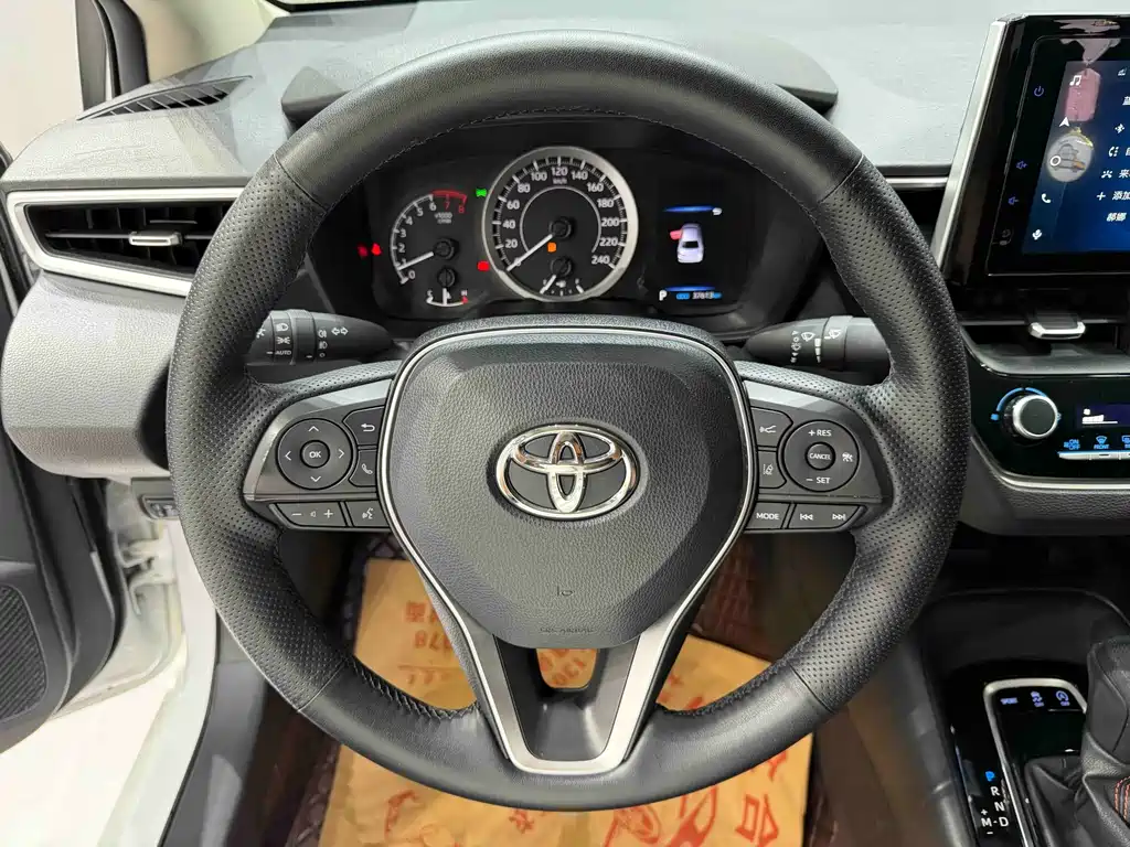 Toyota Corolla 2022 — фото 11