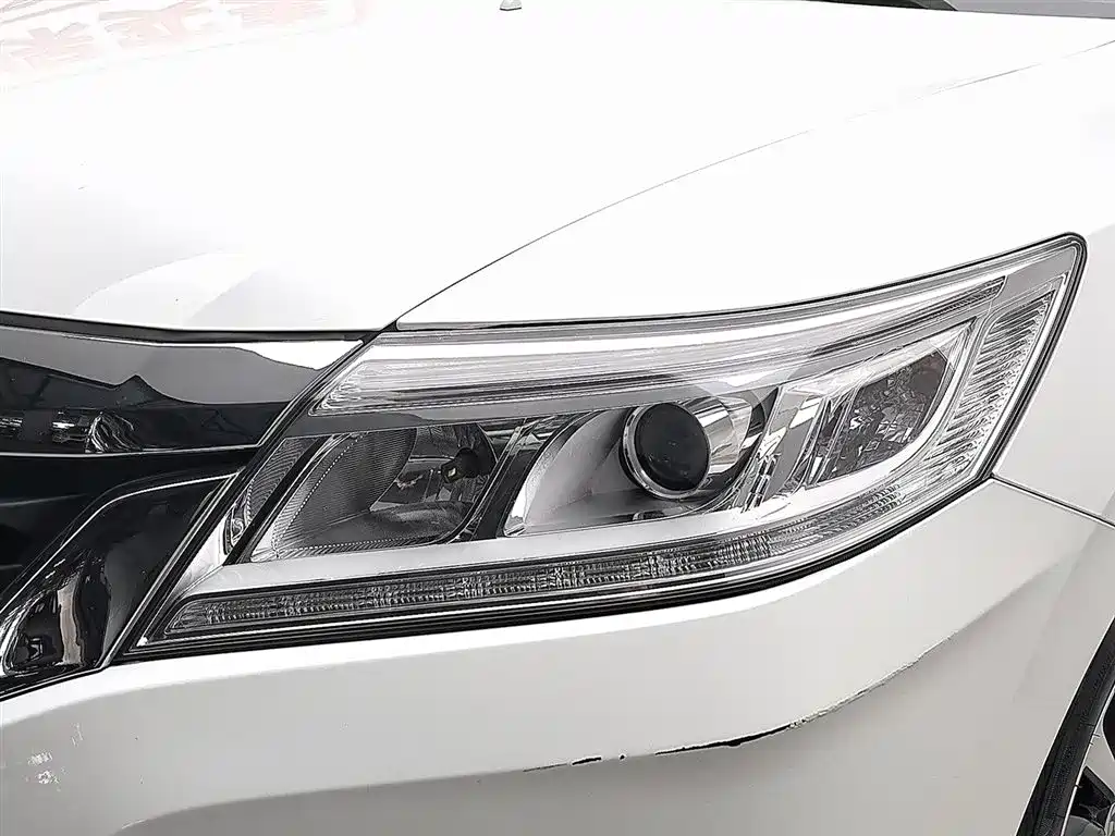 Honda Crider 2015