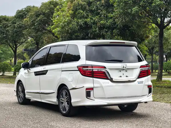 Honda Elysion 2019