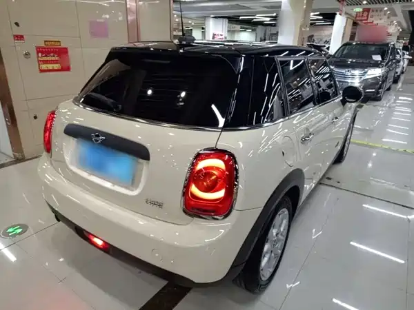 MINI 2020