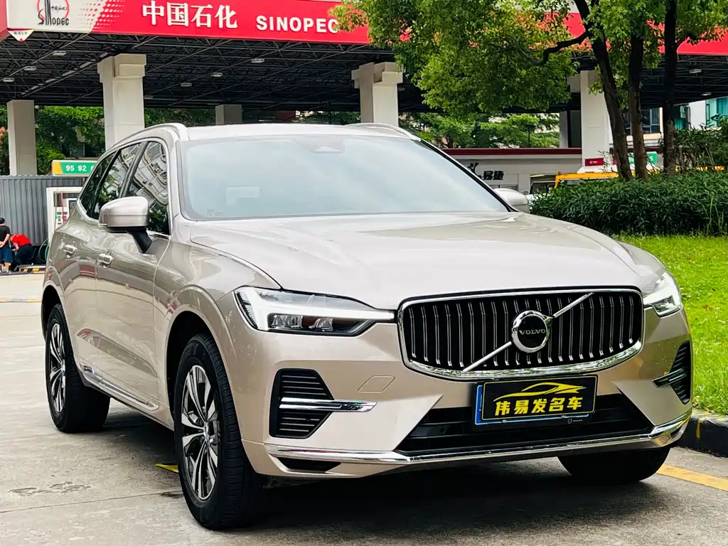 Volvo XC60 2025 — фото 2