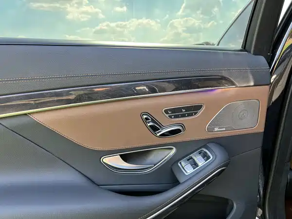 Mercedes-Benz S-Class 2020