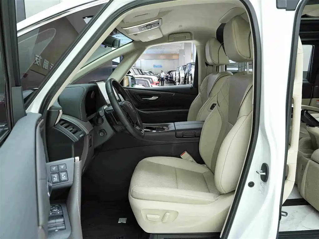 Toyota Vellfire 2023 — фото 11