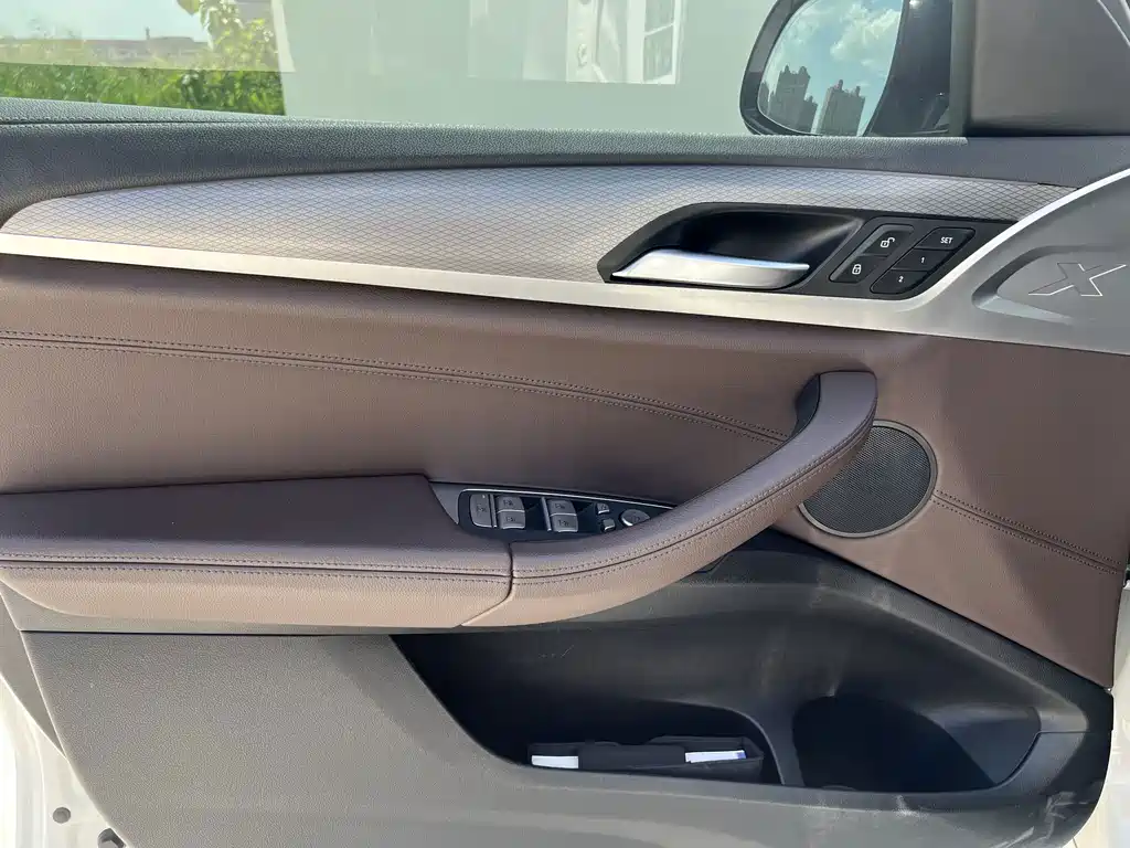BMW X4 2020 — фото 16