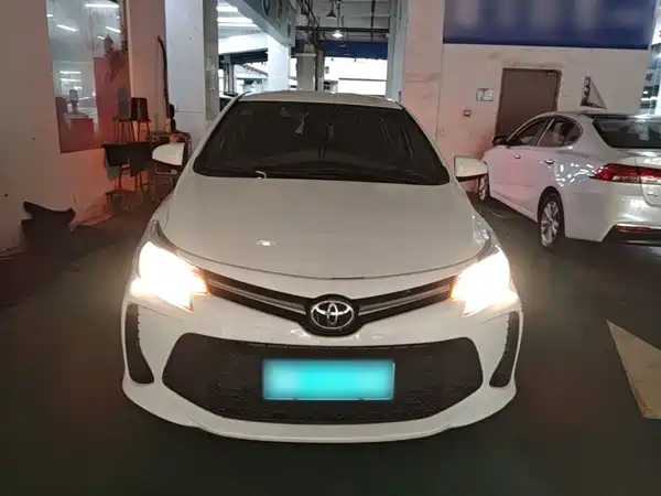 Toyota Vios FS 2022