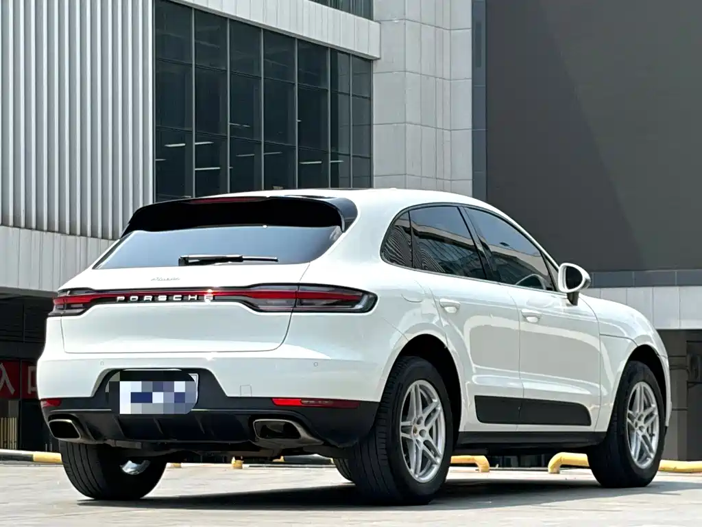 Porsche Macan 2020