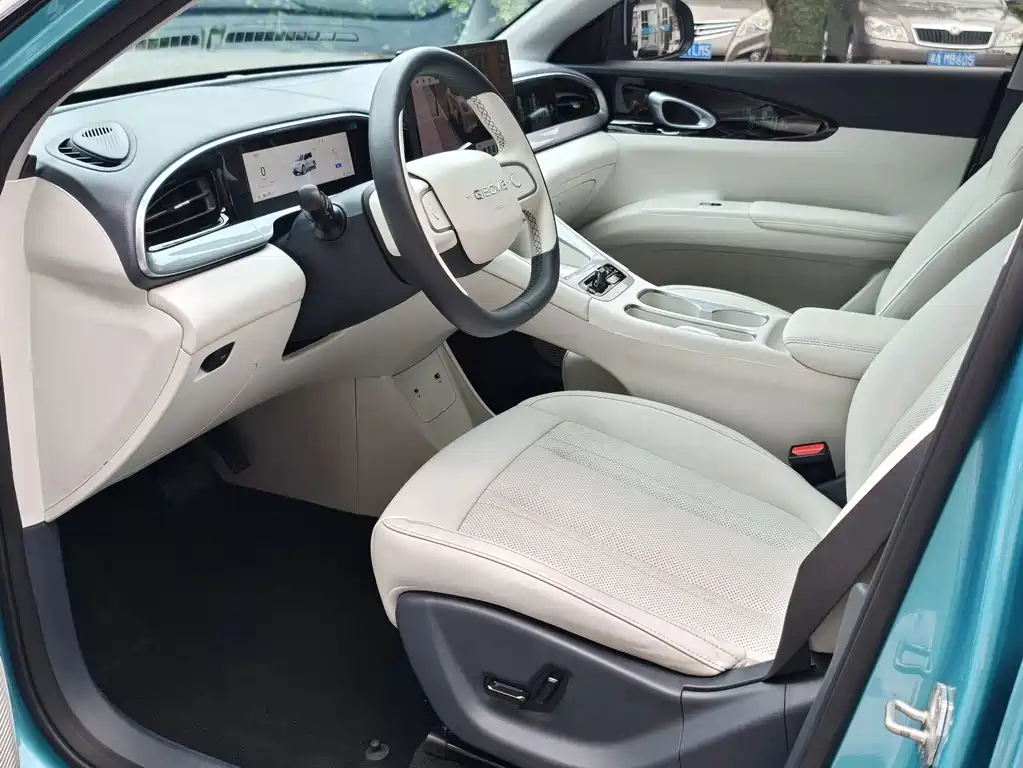 Geely Galaxy Starwish 2024 — фото 8