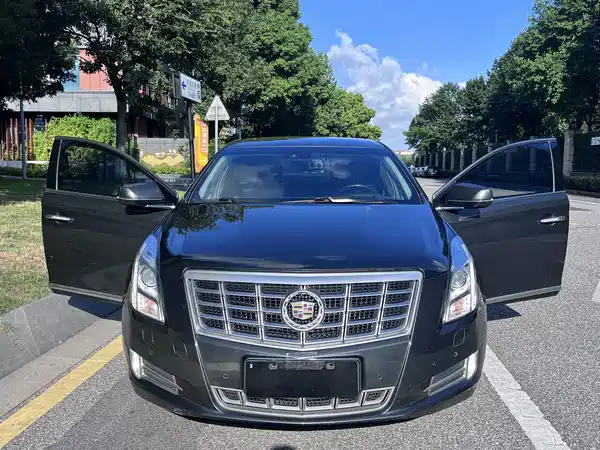 Cadillac XTS 2014