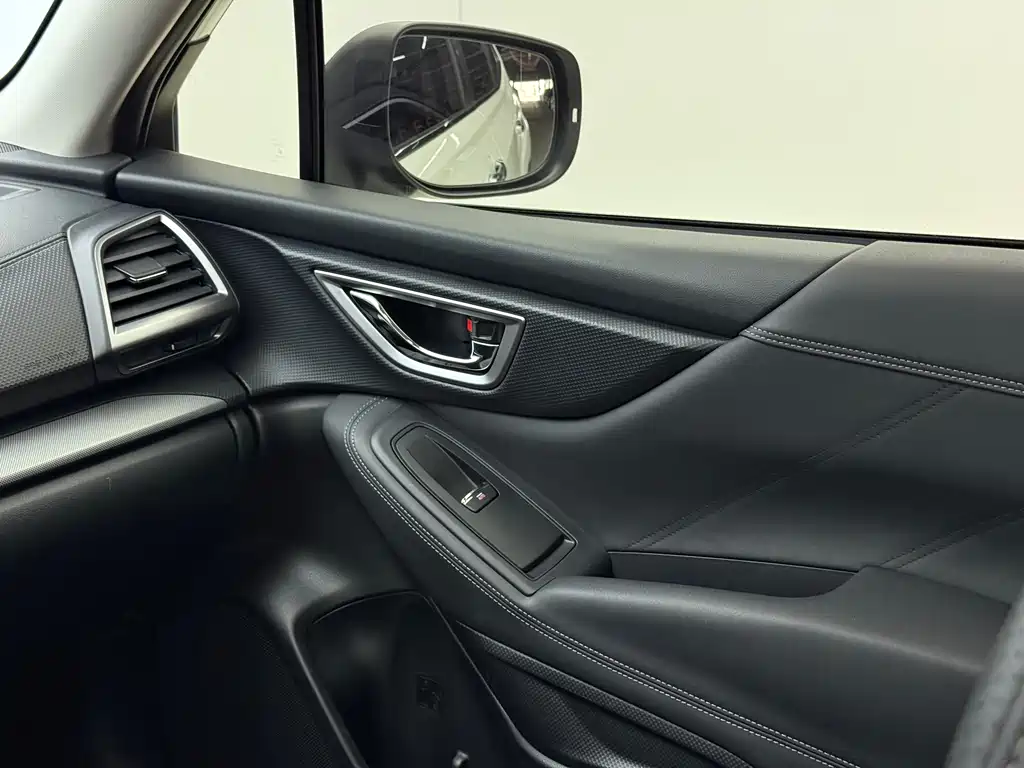 Subaru Forester 2021 — фото 14
