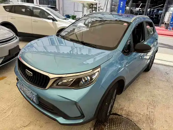Geely Vision X3 2021