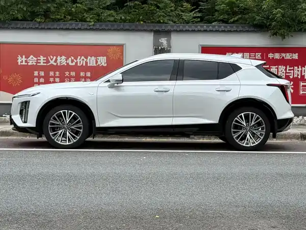 Cadillac GT4 2023