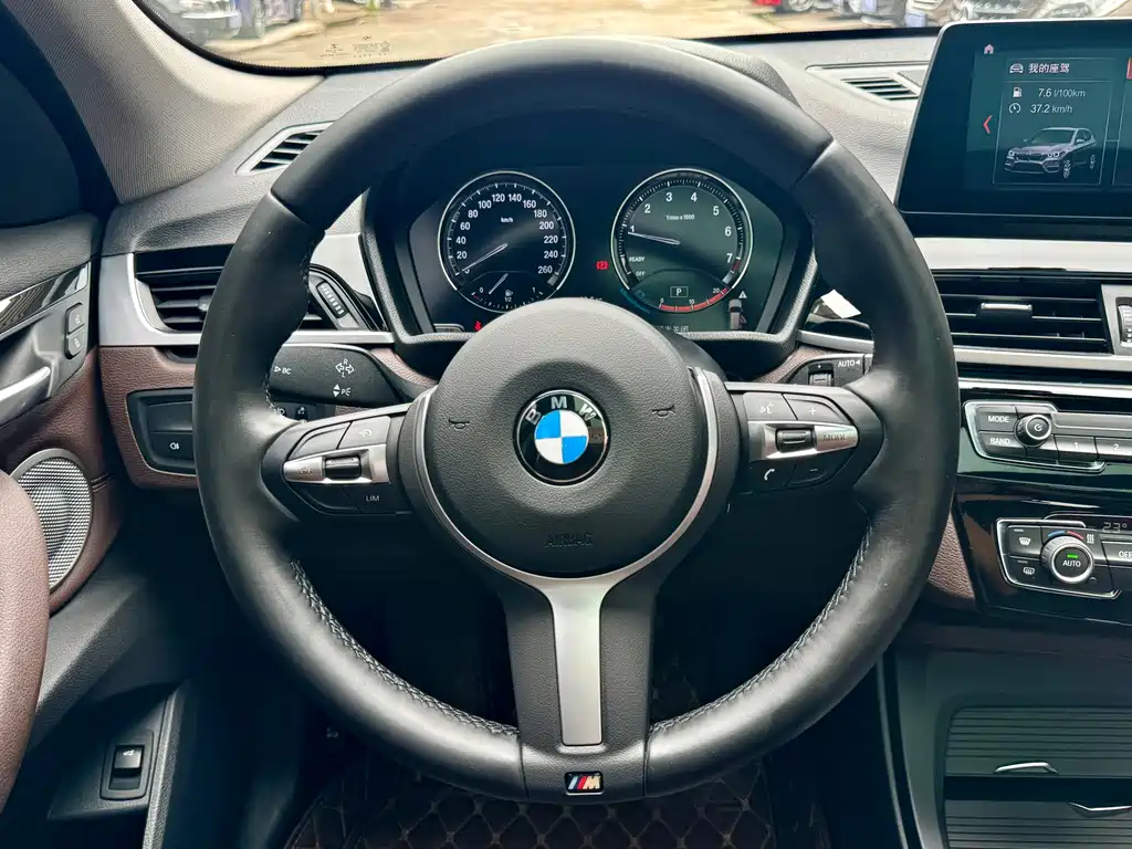 BMW X1 2021 — фото 8