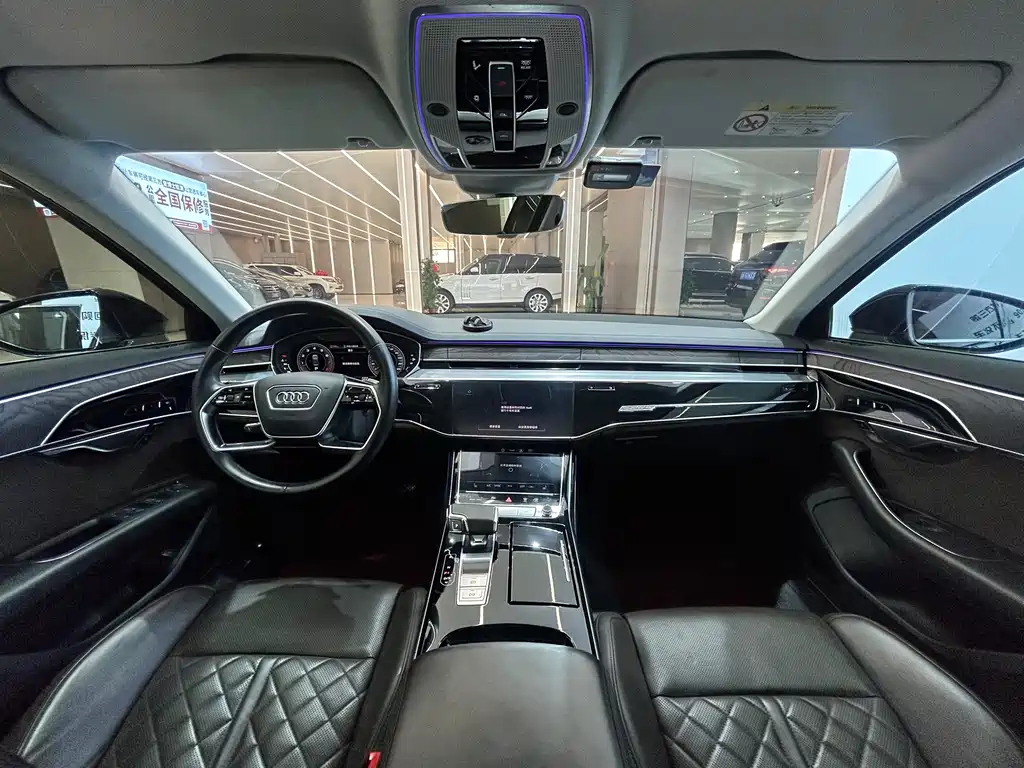 Audi A8 2021 — фото 15