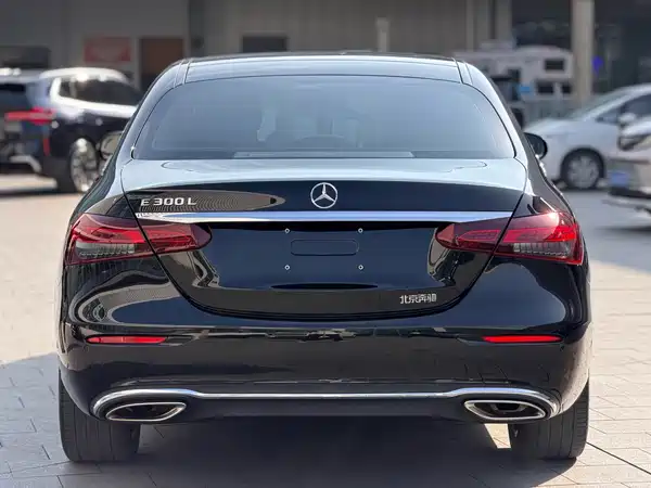 Mercedes-Benz E-Class 2023